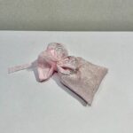 ΜΑΡΤΥΡΙΚΑ ΚΟΡΙΤΣΙ ΜΕ ΑΣΗΜΙ ΣΤΑΥΡΟ